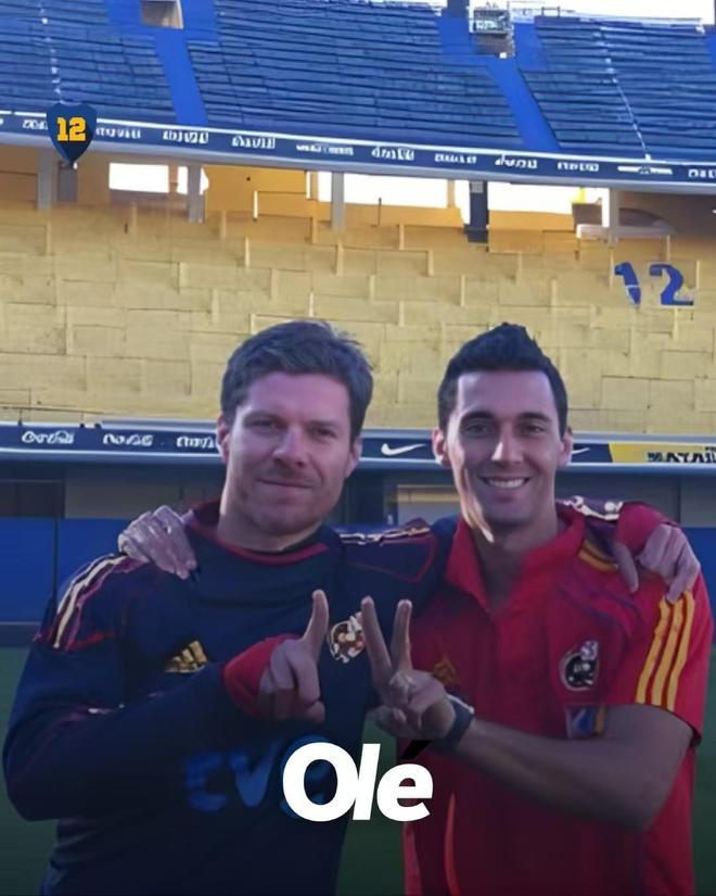 队友变“前任”，网友翻出阿韦洛亚与阿隆索昔日同框照片