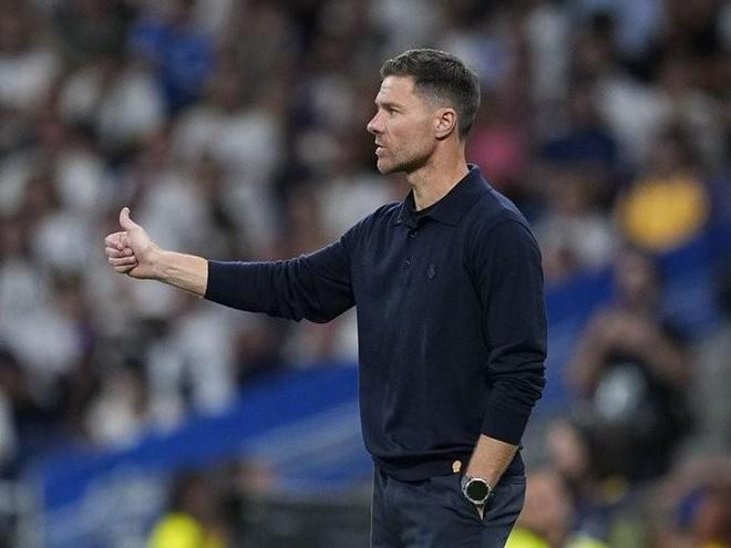 塞尔：阿隆索教练组知道，11月以来有7名球员向俱乐部批评他