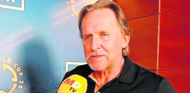 舒斯特尔：巴萨现在非常出色；皇马现在责任更多是在球员身上