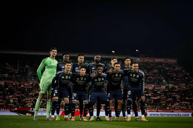 糟糕的管理，心不在焉的球员！短短3天，皇马主帅下课丢2个冠军