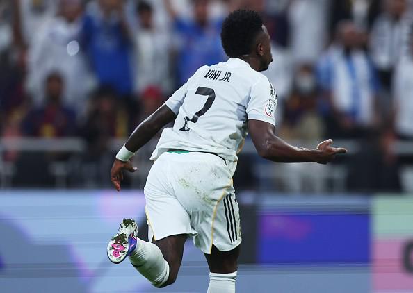 维尼修斯达成皇马350场里程碑，成队史巴西球员第三人