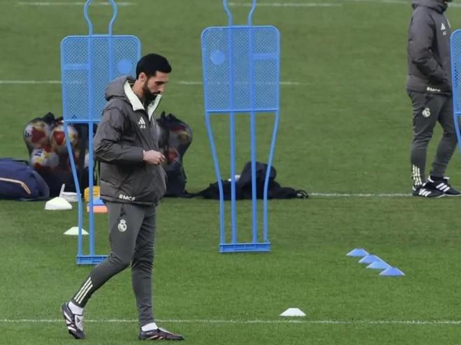 龙赛罗：管理乱象是问题根源，放走魔笛、豪赌居莱尔更是败笔