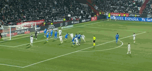 半场：皇马1-1阿尔瓦塞特，比利亚尔破门，马斯坦托诺扳平