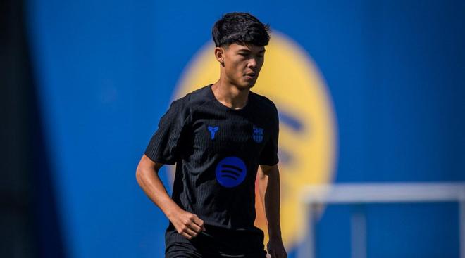 每体：得知德罗即将离开巴萨后，弗里克情绪明显低落