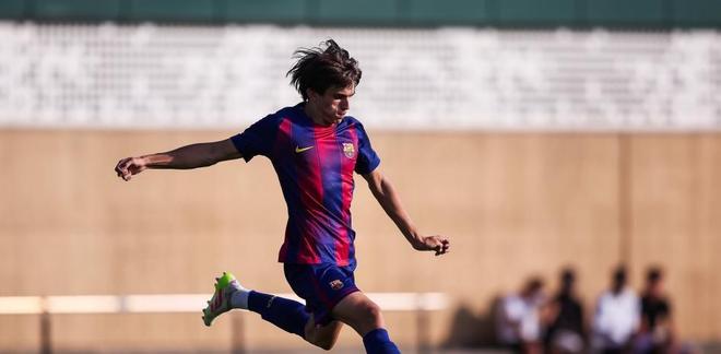 世体：多队有意巴塞罗那竞技队18岁中卫昆卡，科莫欲抢先出手