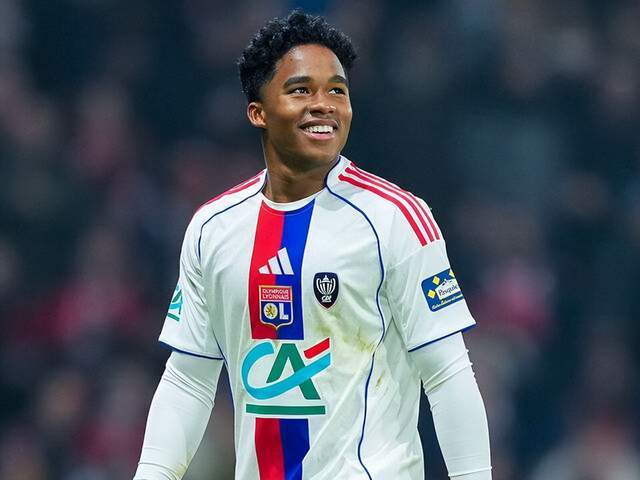 19岁皇马租将炸裂首秀：9过人+1助攻！6项最佳 加冕MVP