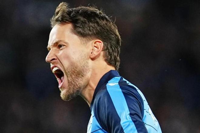 世体：巴萨关注雷米罗，希望其成为门将位置的轮换与竞争者