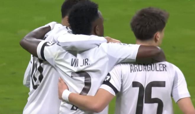 居莱尔本赛季已送出11次助攻，创个人单赛季新高