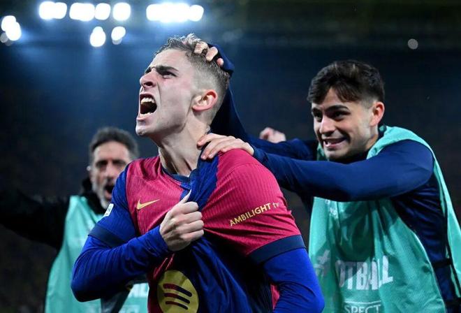 不只亚马尔！22岁“新兰帕德”完成两双成就，他是巴萨隐藏指挥官