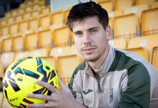 福伊特：我认为没人知道如何防住姆巴佩；马斯坦托诺无可指摘