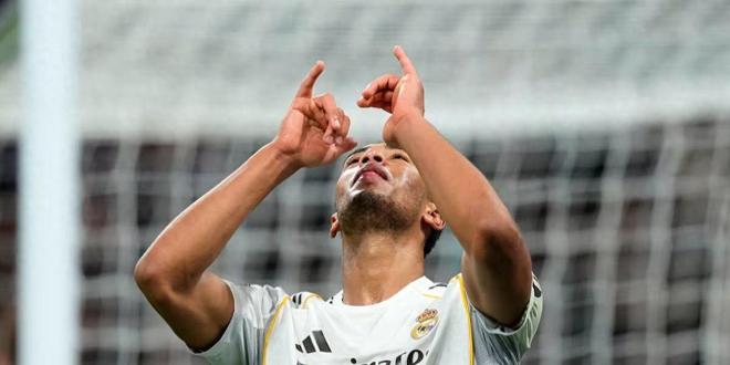 酗酒成性？皇马球星用进球回击场外谣言，更衣室力挺“全勤王”