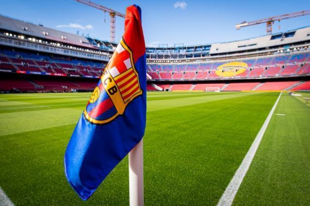 【西甲】时隔43天重返诺坎普，巴萨遣上最强三戟