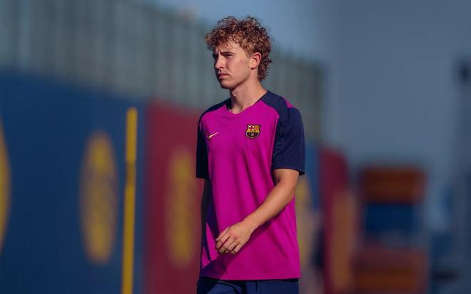 官方：巴萨小将阿德里安-西蒙转会亚特兰大联，保留二转分成