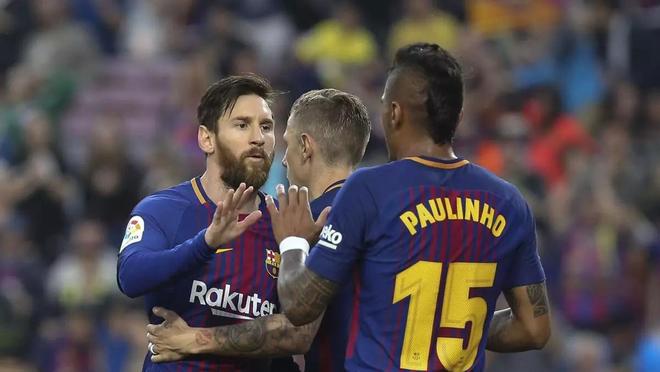 保利尼奥：梅西在国家队比赛问我去不去巴萨，我以为是开玩笑