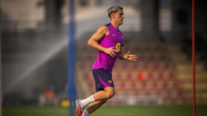 每体：加维认为巴萨没有尽力留住德罗，并向教练组表达了看法