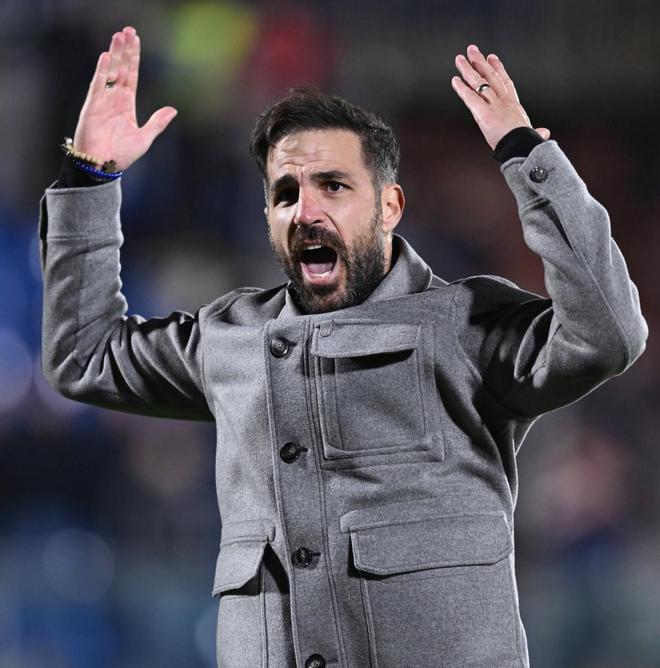 从0-1到3-1，法布雷加斯踢疯了！皇马巴萨旧将救主，淘汰佛罗伦萨