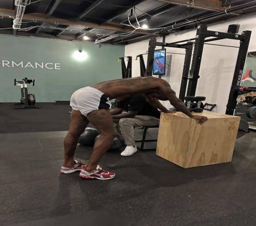 休赛期苦练！拉什福德定位曼彻斯特晒训练照：没有休息日