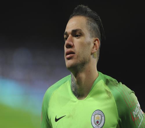 不去沙特！埃德森：我要留在曼城付出一切助队赢得英超+欧冠冠军