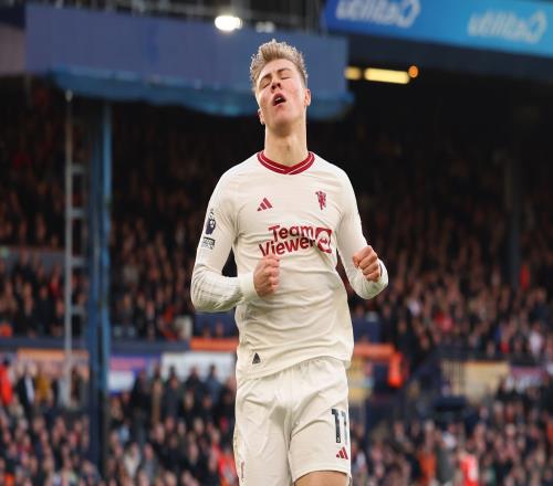 坚持4500万要价罗体：曼联拒绝租借+买断放霍伊伦球员想去国米