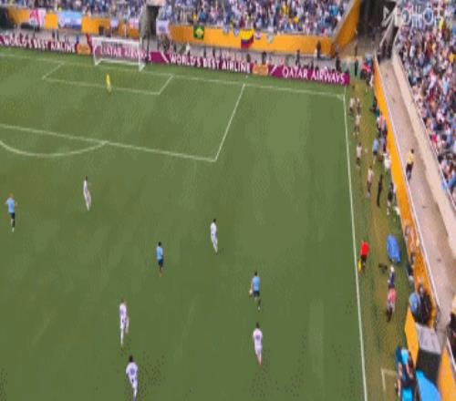 差一点，萨维尼奥传中，哈兰德空门机会没赶上