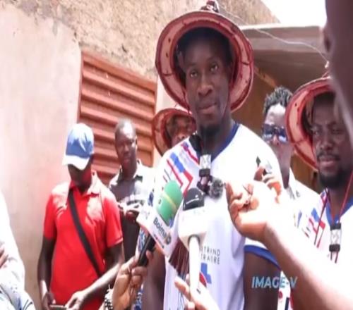 身价2500万！奥纳纳：我会离开曼联吗我不知道，我们走着瞧