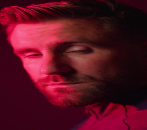 曼联发布新赛季训练服：齐尔克泽、芒特、约罗等人出镜