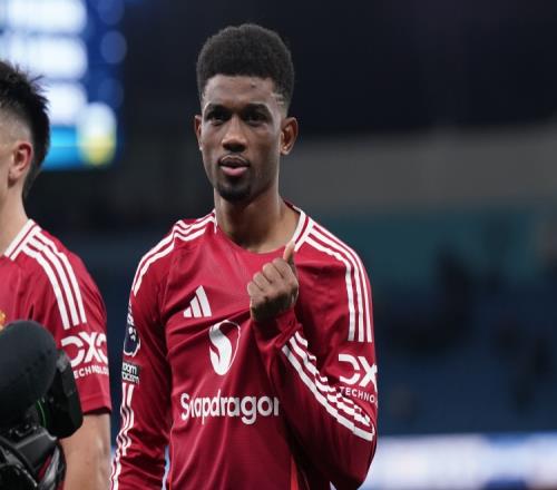 本赛季英超阿玛德已进8球，曼联没有其他球员联赛进球数比他更多