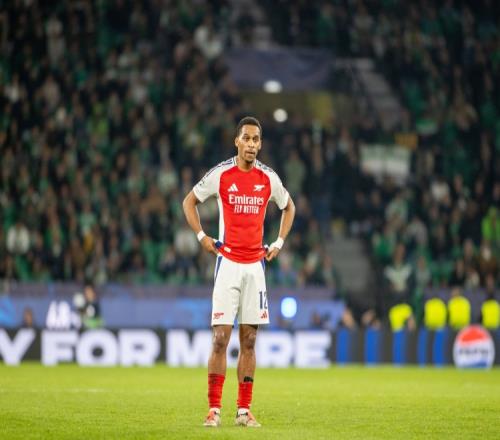 记者：枪手后卫廷伯将接受脚踝手术目前尚不清楚球员将缺阵多久