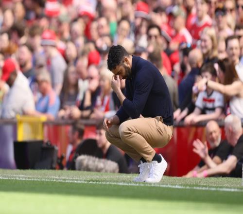 双重打击曼联无缘下赛季欧冠，阿莫林和球员涨薪25%计划破灭