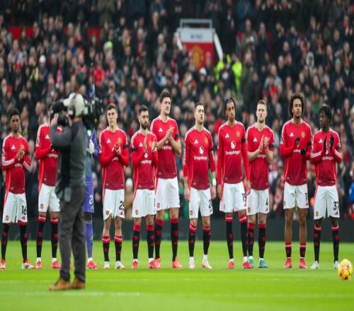 曼联致谢远征球迷：你们展现的支持再次令人震惊，我们永远感激