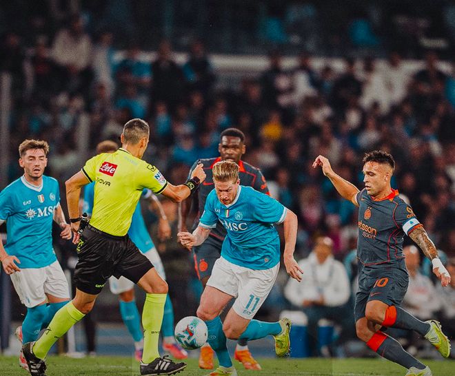 3-1！曼联曼城旧将同场破门 卫冕冠军登顶 7亿豪门7连胜惨遭终结