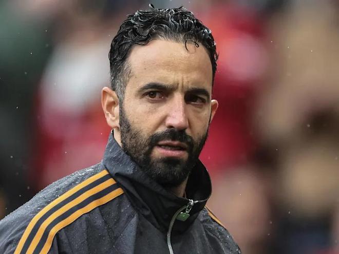 阿莫林首次公开表示，曾对能否胜任曼联主教练产生怀疑