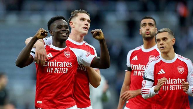 瓜帅罕见认怂！直言阿森纳“无人能敌”，希望他们能多丢球