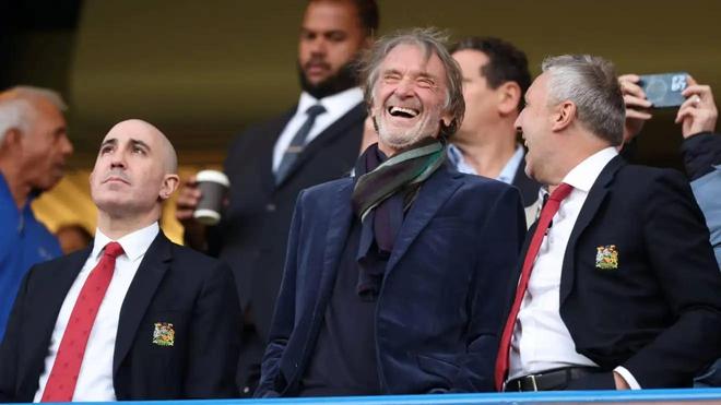 英媒：曼联将在赛季结束后引入后卫，并且已经制定了时间表