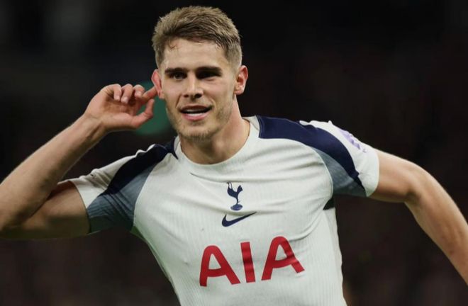 英超第11轮赛程：热刺VS曼联，枪手VS桑德兰，蓝军VS狼队