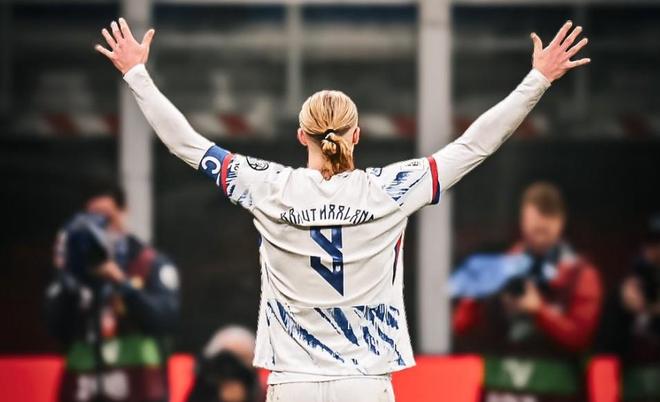 哈兰德本赛季出战20场中18场破门进32球，仅维拉、热刺对其零封