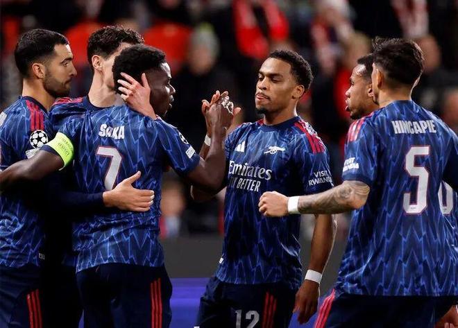 加布里埃尔受伤，阿森纳迎来终极考验：这次争冠还会崩盘吗？