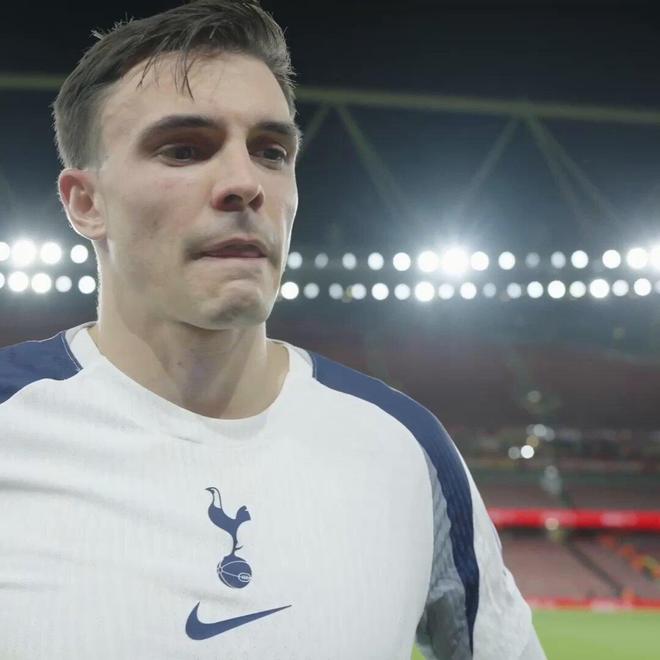 帕利尼亚：想对球迷们说声抱歉，我们辜负了他们的期待