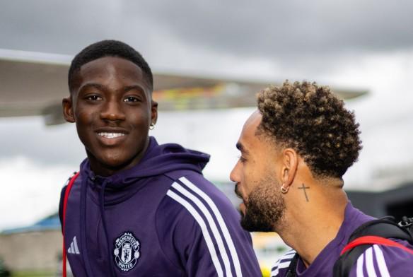 TA：曼联想签6号位、8号位和后卫，梅努可能冬窗外租离队