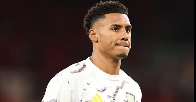 埃梅里：沃特金斯膝盖疼，这是去年8月留下的老伤