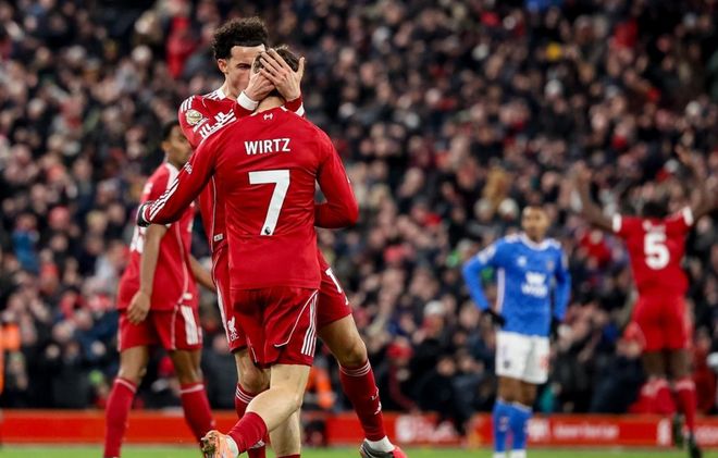 卫冕冠军又翻车，被阿森纳甩开11分，1.4亿巨星哑火：3射门0进球