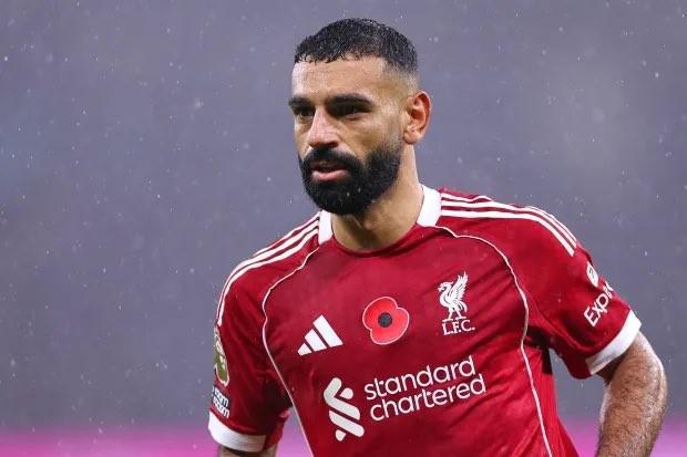 又没首发，萨拉赫连续两场英超替补待命