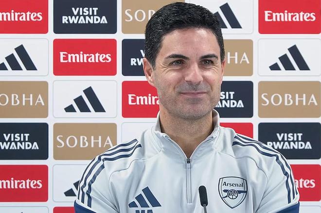 塔帅：目前来看冬窗不会放人；全员健康梅里诺也会是中锋选择