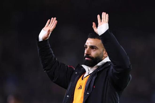 萨拉赫或遭弃用!周一将成节点,两大下家浮现,管理层力挺斯洛特 萨拉赫或遭弃用!周一将成节点,两大下家浮现,管理层力挺斯洛特