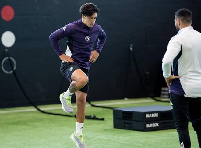 邮报：上赛季利马不满斯科尔斯的批评，来安排了会面但未成行