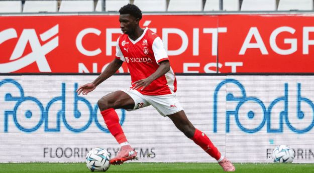 14场4球!19岁非洲中场天才新星横空出世,两大欧洲豪门都想签他 14场4球!19岁非洲中场天才新星横空出世,两大欧洲豪门都想签他