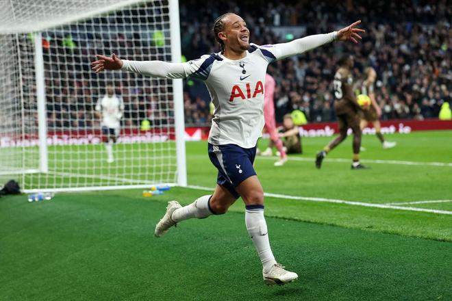 不容易，热刺自本赛季英超首轮以来首次在联赛主场取胜