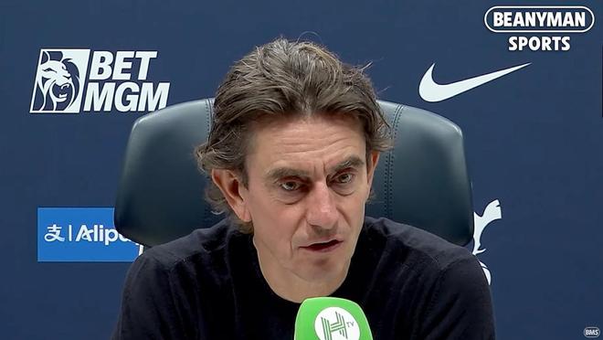 弗兰克:乌多基缺阵不会很久;赛后我对西蒙斯说了干得不错 弗兰克:乌多基缺阵不会很久;赛后我对西蒙斯说了干得不错