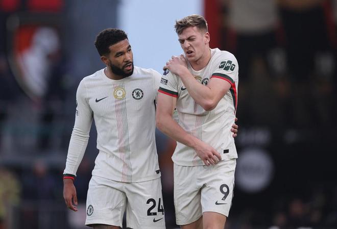 记者：肩部受伤的德拉普预计将缺阵6-8周