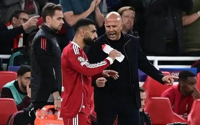 早知道｜利物浦支持主教练而非萨拉赫